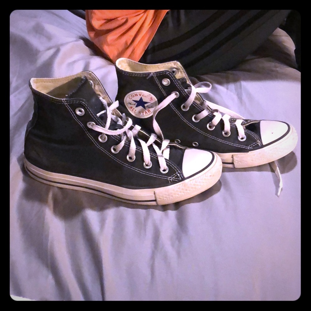Black high top converse